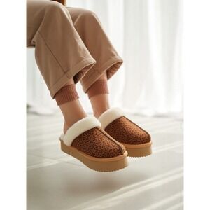 Women Slippers Leopard Print Platform Slippers Sherpa Lined Size 10 Beige/Brown